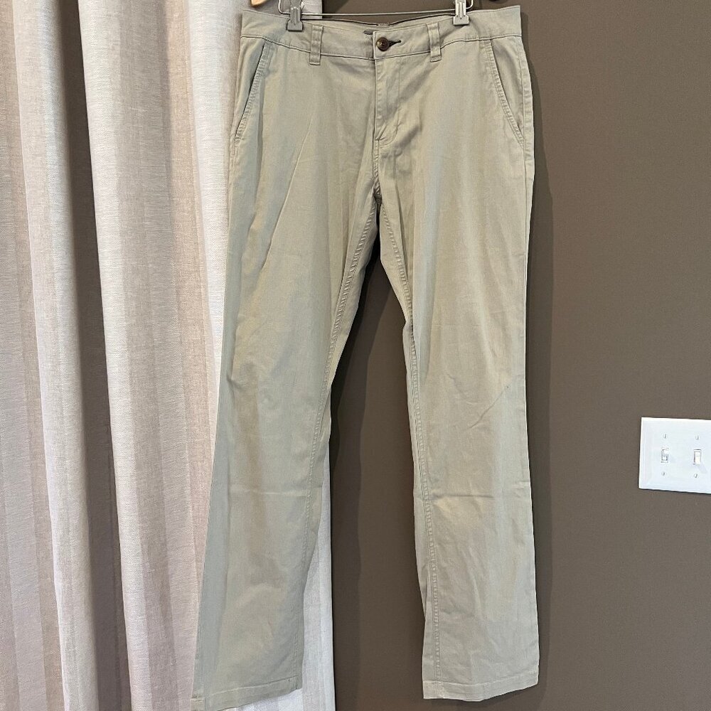 Men's Charles and a Half Khaki Straight leg pants, Size W32/L34